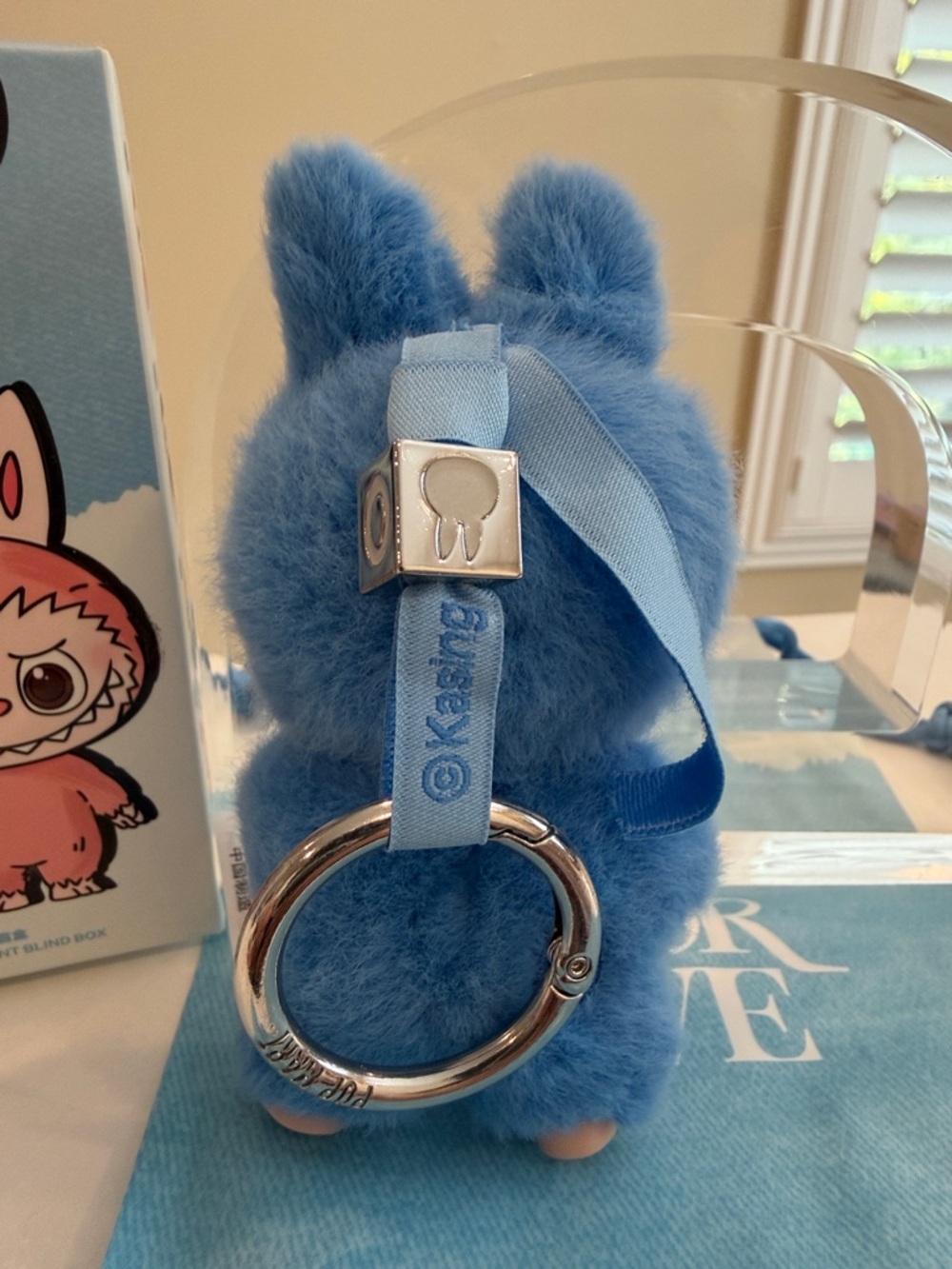 New Pop Mart LETTER O Pin for Love Labubu Vinyl Plush Pendant - Picture 3 of 8